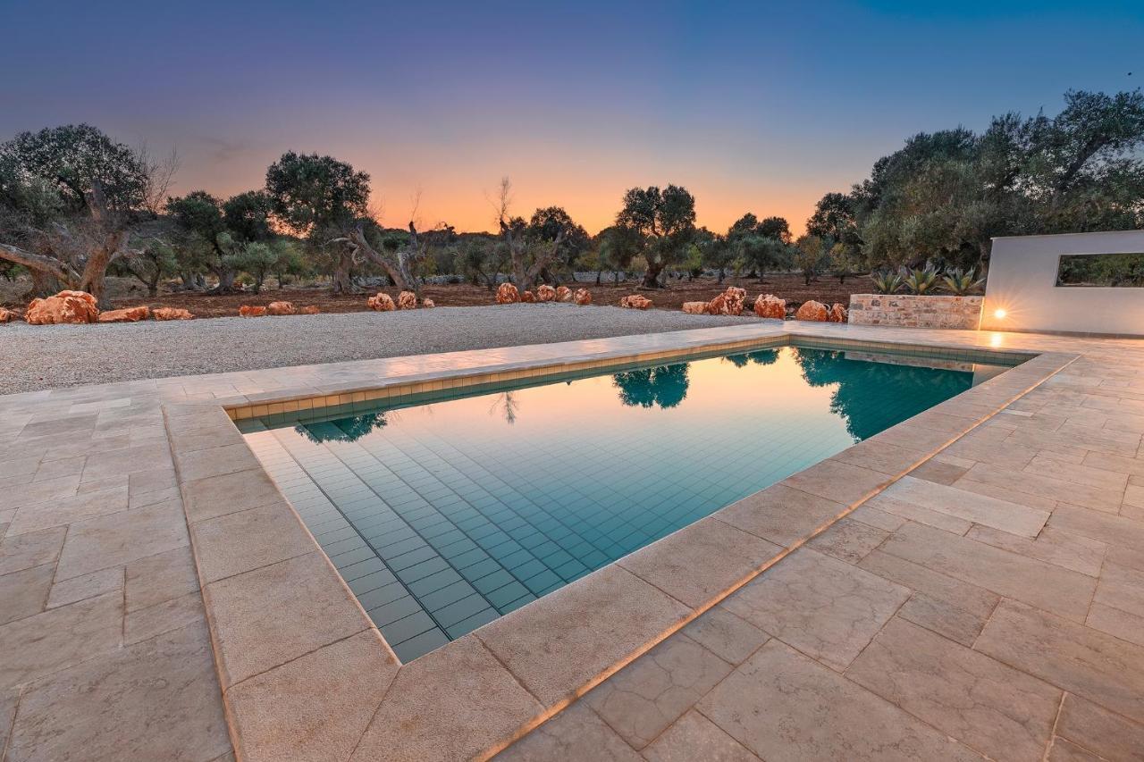 Vilaa Isa Beautiful Villa And Trullo In Ostuni Zewnętrze zdjęcie